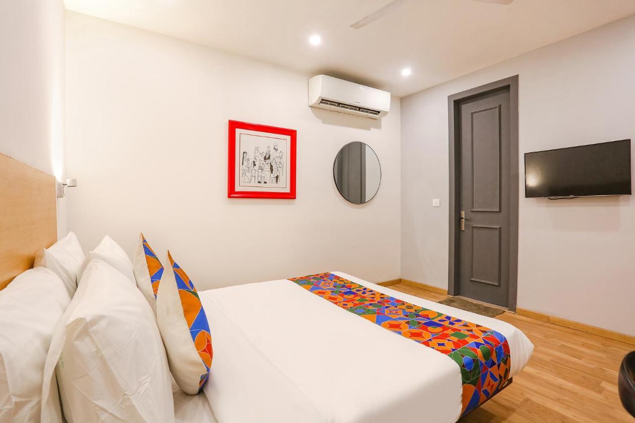 Fabexpress D2 Paschim Vihar Hotel Delhi  Exterior photo